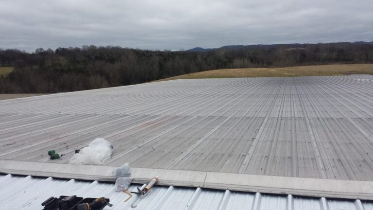 commercial metal roof, Dowell Roofing, Murfreesboro Roofers